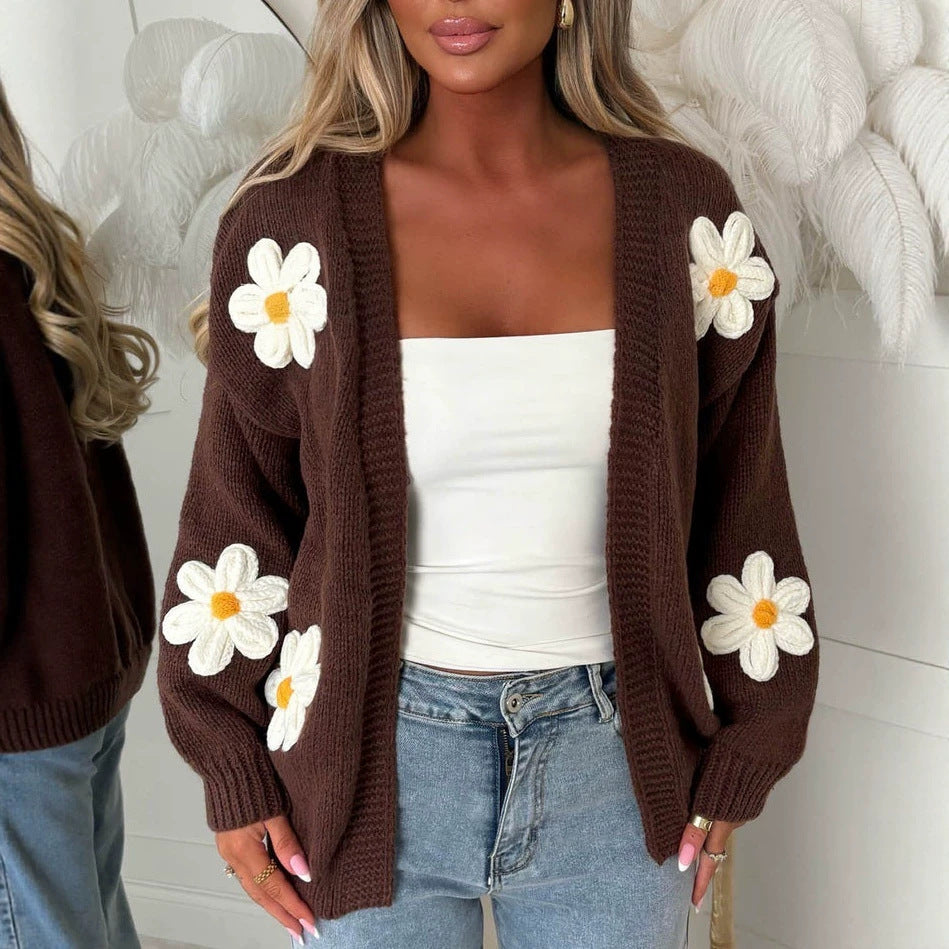 Damen Oversize-Strickcardigan mit 3D-Blumenapplikationen und geripptem Saum – Veloura