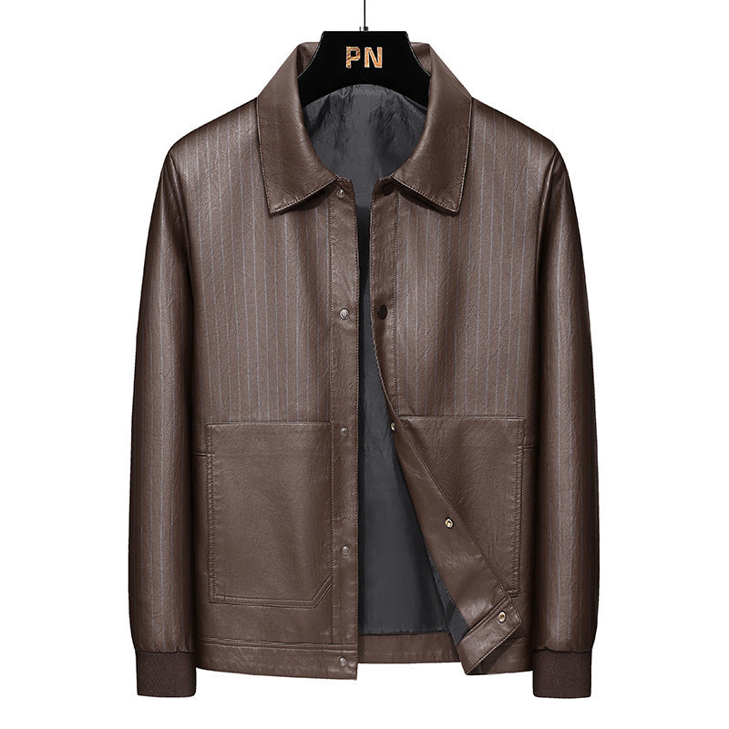 Herren Pinstripe Kunstleder-Truckerjacke mit Druckknopffront und gerippten Bündchen Echoarchiv