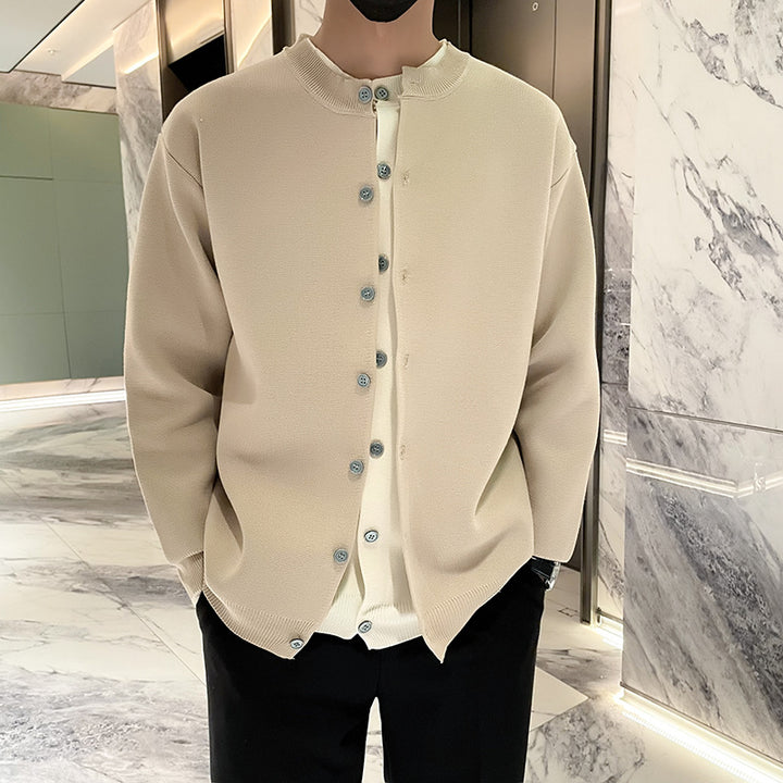 Herren Leichter Feinstrick-Cardigan mit Rundhals, Minimaler Optik und Kontrastknopfleiste Echoarchiv