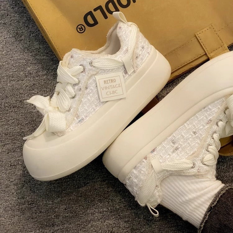 Damen Vintage Sport Sneakers mit komfortabler Gummisohle und weichem Obermaterial Echo Archiv