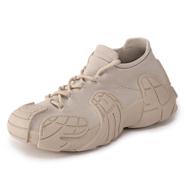 Herren nan massiver Sneaker mit sockenähnlichem Strickschaft, geformten Gummiapplikationen und griffiger Profilsohle Echo Archiv