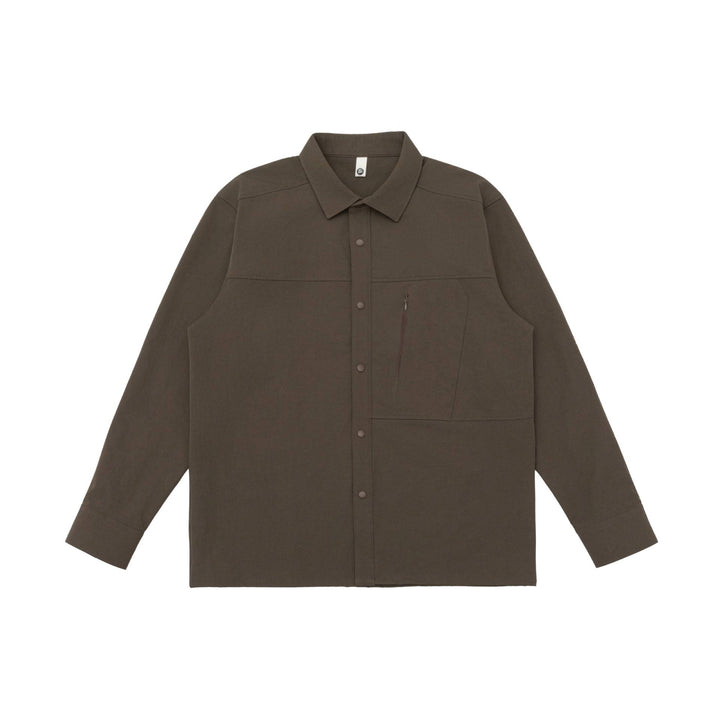 Unisex Oversize-Hemdjacke im Utility‑Style mit verdeckter Druckknopfleiste und diagonaler Reißverschlusstasche Echoarchiv