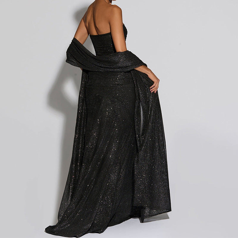 Damen Glamouröses Abendkleid mit Drapierungen Echo Archiv