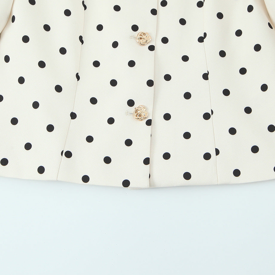 Damen elegante Bluse mit Puffärmeln und Knopfdetails Echo Archiv