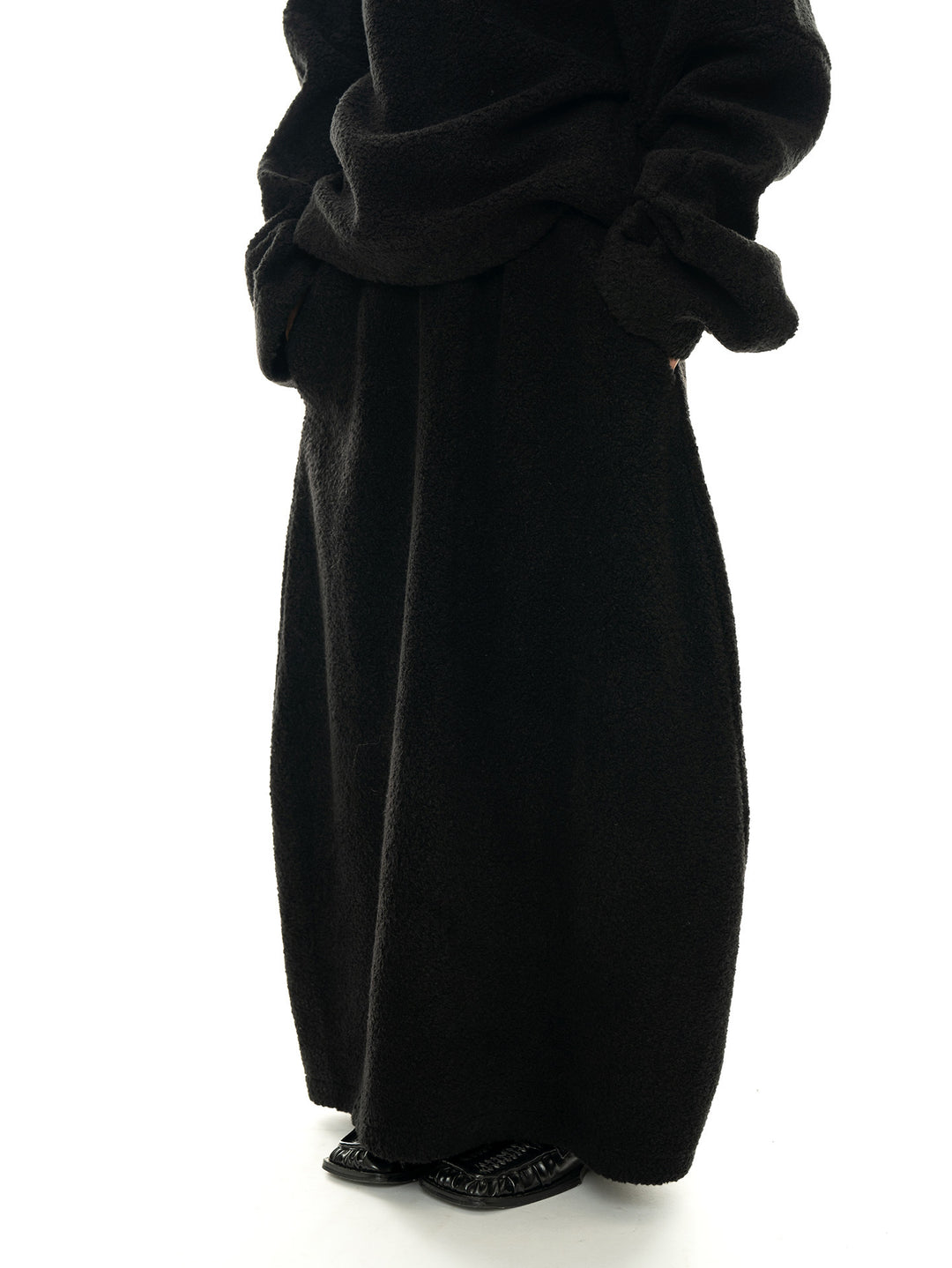 Damen Maxi-Rock aus Teddy‑Fleece mit hohem Elastbund und weitem Fall Echoarchiv