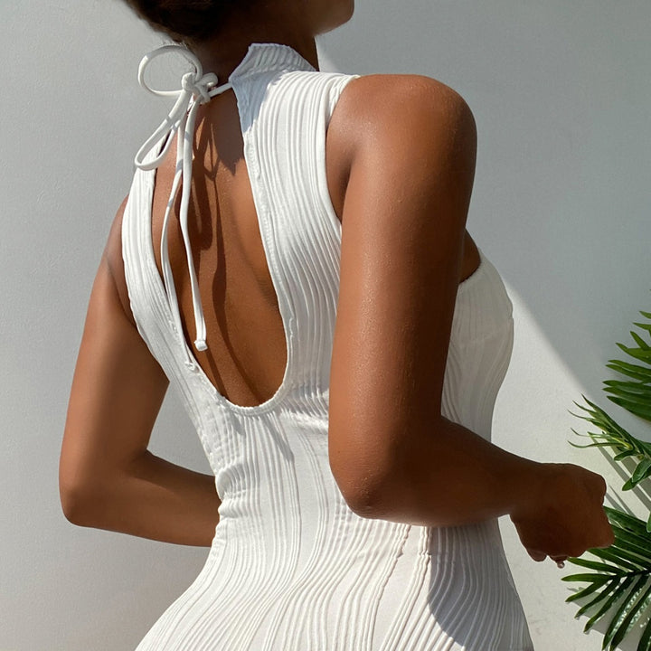 Damen Eleganter Hochkragen-Badeanzug mit feinen Rippendetails Echo Archiv