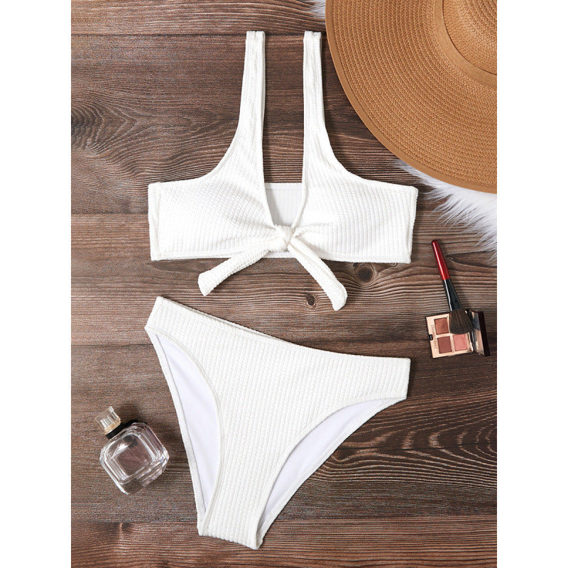 Damen Triangel-Bikini mit modischem Knotendetail und hochwertiger Textur Echo Archiv