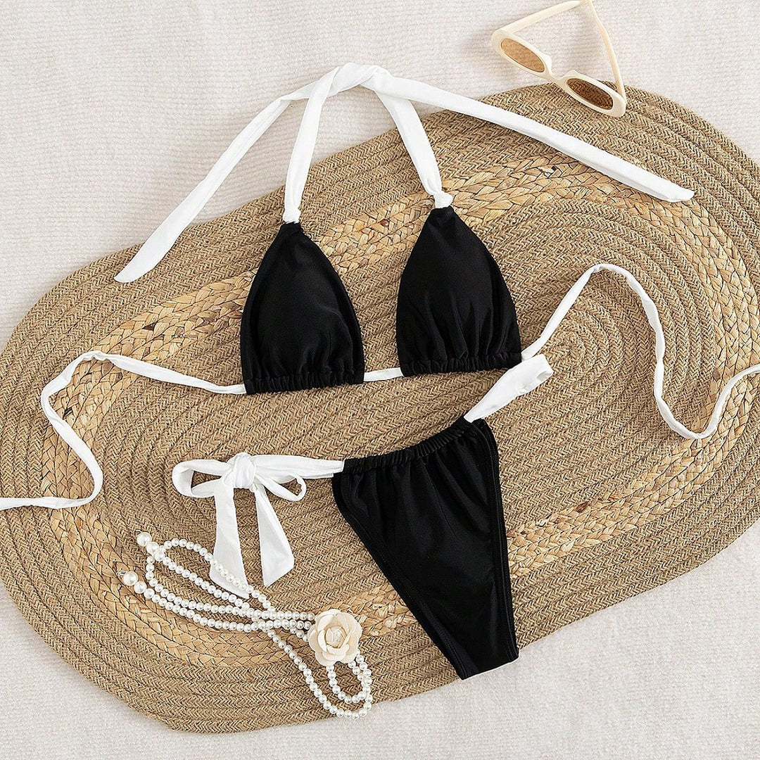 Damen Triangel-Bikini mit verstellbaren Trägern und femininem Bindedetail Echo Archiv