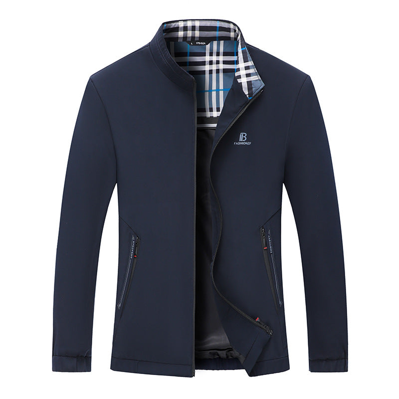Herren sportliche Leichtjacke mit atmungsaktivem Material und innovativem Schnitt Echoarchiv