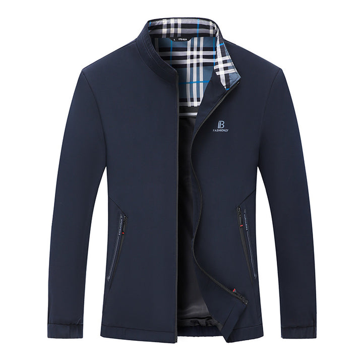 Herren sportliche Leichtjacke mit atmungsaktivem Material und innovativem Schnitt Echoarchiv