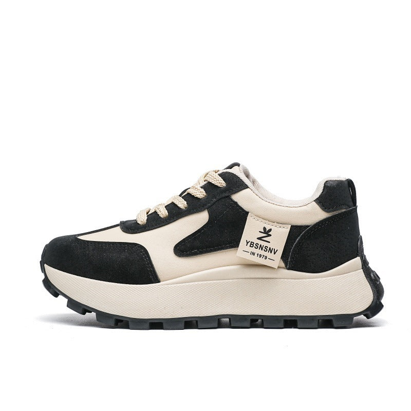 Damen Sportliche Sneaker mit atmungsaktiven Mesh-Einsätzen und dämpfender Sohle Echo Archiv