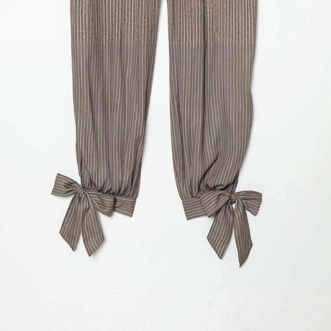 Damen Gestreifte Relaxed-Hose mit elastischem Taillenbund und bindbaren Knöchel-Schleifen Echo Archiv