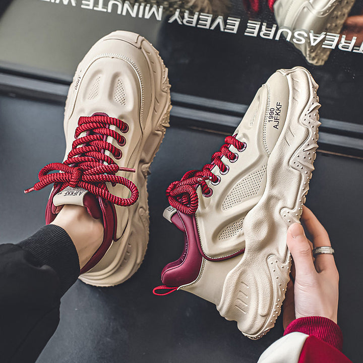Damen klobige Plateausneaker mit perforiertem Obermaterial gepolstertem Knöchelkragen und griffiger Wellenlaufsohle Echo Archiv