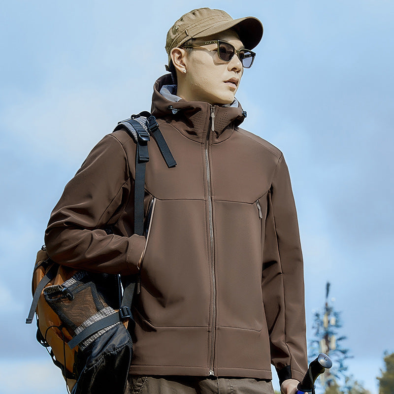 Herren Softshell-Funktionsjacke mit hohem Thermokragen, Kapuze und wasserabweisenden Reißverschlüssen Echoarchiv