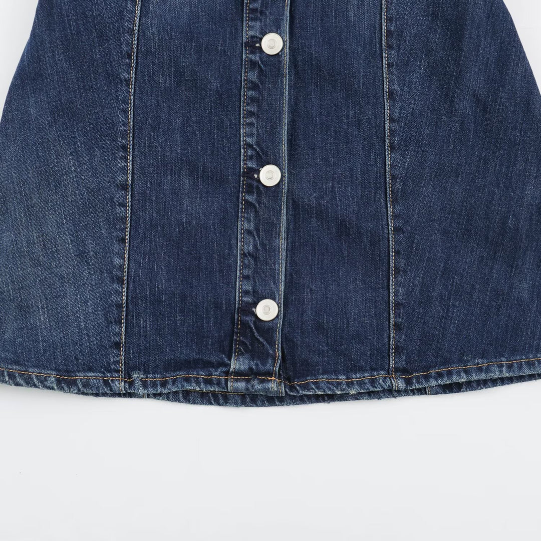 Damen Geradliniges Denim-Hemdkleid mit durchgehender Knopfleiste und Brusttaschen Echoarchiv