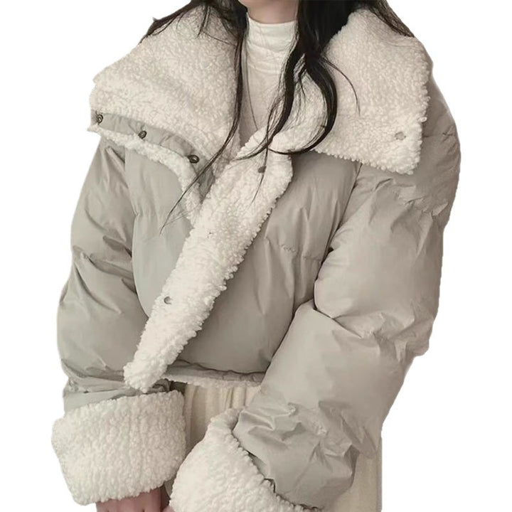 Damen nan kurze gesteppte Pufferjacke mit Teddykragen, krempelbaren Ärmeln und Tunnelzugsaum Echo Archiv