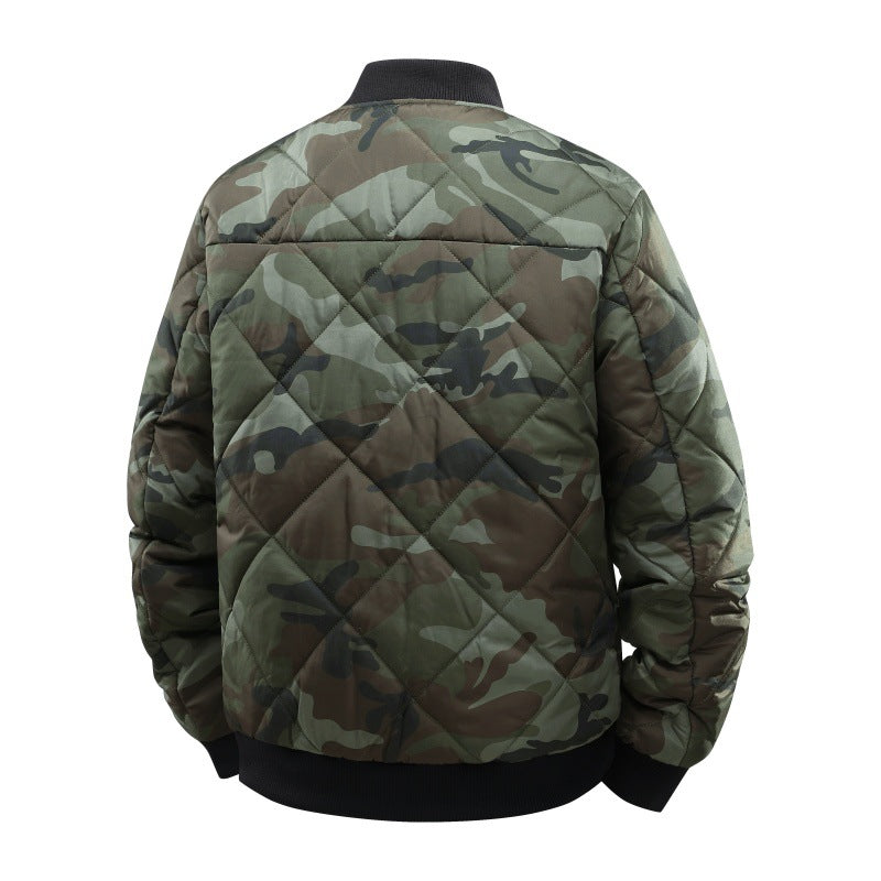 Herren Gestepptes Camouflage-Bomberjacke mit Rippbündchen und Zweiwege-Reißverschluss Echo Archiv