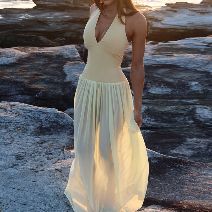 Damen Maxikleid mit tieferem V-Ausschnitt und zarten Transparenzelementen Echo Archiv