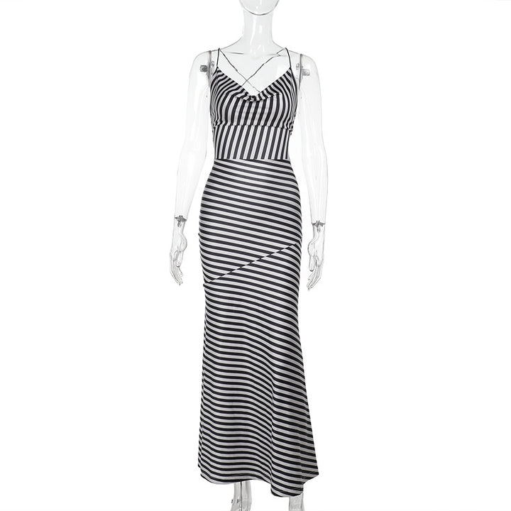 Damen Streifen-Maxi-Kleid mit elegantem Schnitt und verstellbaren Trägern Echo Archiv