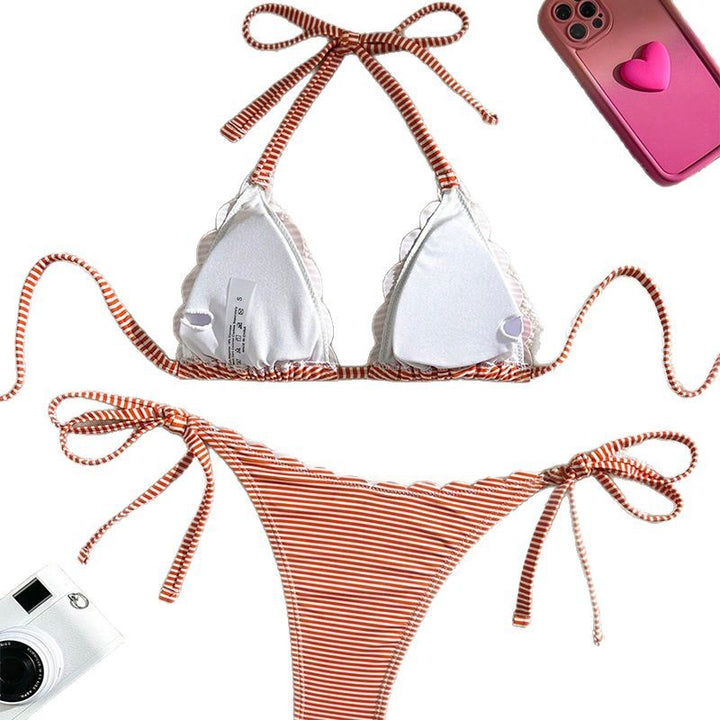 Damen Triangel-Bikini mit verspieltem Rüschendesign und Bindebändern Echo Archiv