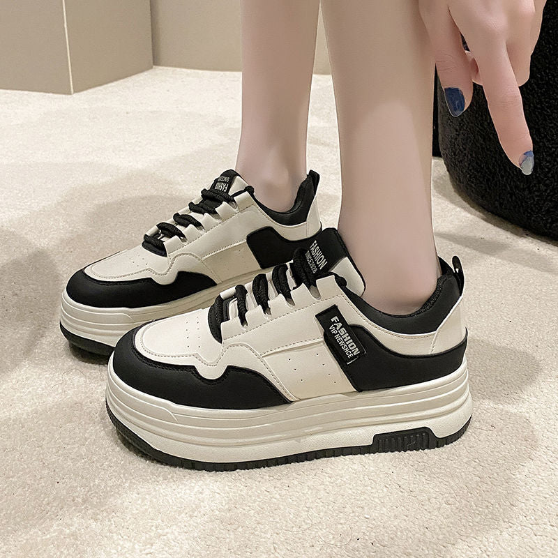Damen Sneakers mit modernem Plateau-Design und atmungsaktiver Innenstruktur Echo Archiv