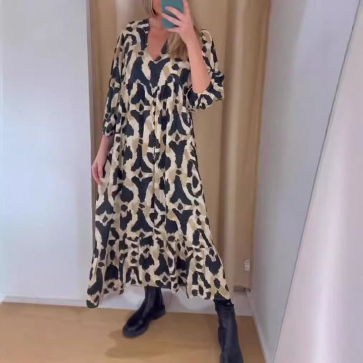 Damen nan weites Stufenmaxikleid mit V-Ausschnitt geraffter Brustpasse und Dreiviertelärmeln Echo Archiv