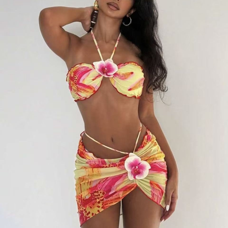 Damen Bikini-Set mit floralem Wickelrock Echo Archiv