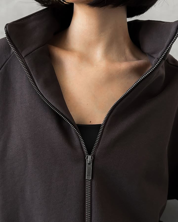 Damen Kurzgeschnittenes Zip-Hoodie-Loungewear-Set aus weicher Sweatqualität mit elastischem Bündchen und High-Waist-Jogger – Auréline