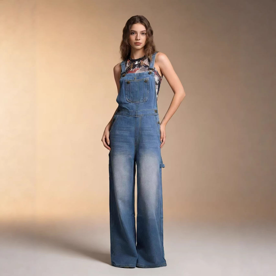Damen Latzhose im lässigen oversized Schnitt mit funktionalen Seitentaschen Echo Archiv