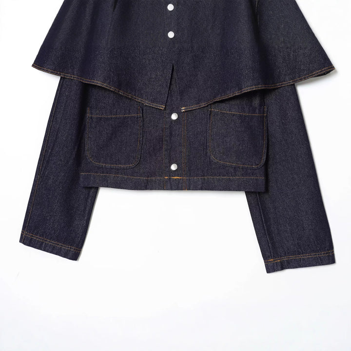 Damen Kurze Jeansjacke mit Cape‑Einsatz, Pattentaschen und Druckknöpfen Echo Archiv