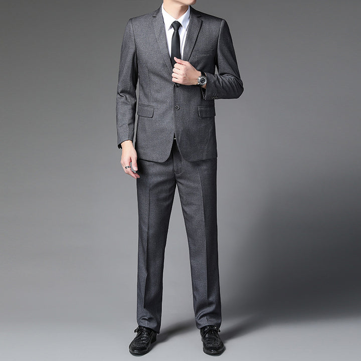 Herren eleganter Anzug mit modernem Schnitt und feinen Details Echoarchiv