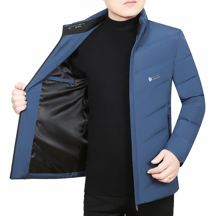 Herren Slim-Fit Reisesteppjacke mit Stehkragen und Chevron-Steppung – Taviero