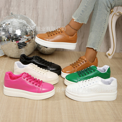 Damen Plateau-Sneaker aus Lederoptik mit dicker Gummiplattform und gepolstertem Komfortfutter Echoarchiv