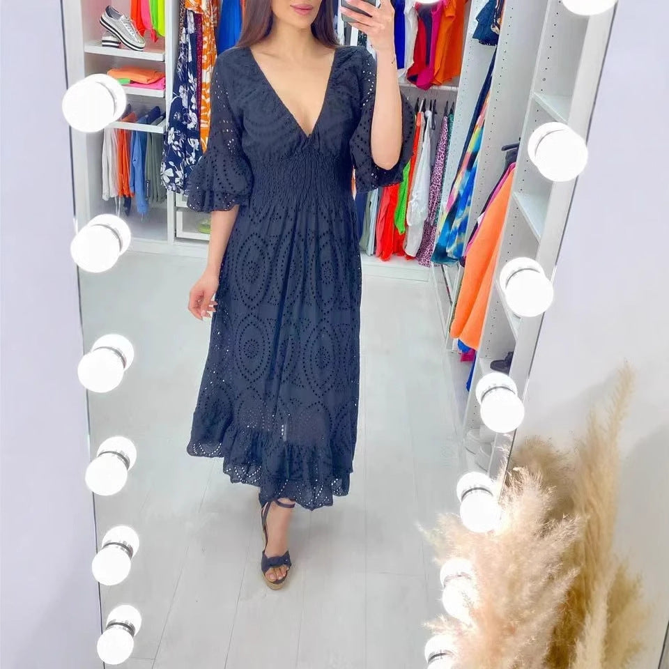 Damen Maxikleid mit floraler Lochstickerei und weiten Ärmeln Echo Archiv