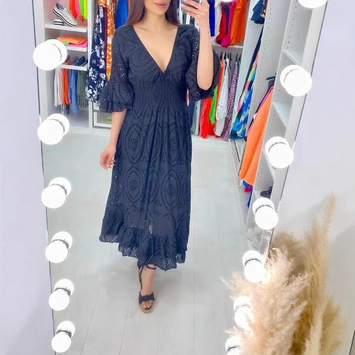 Damen Maxikleid mit floraler Lochstickerei und weiten Ärmeln Echo Archiv