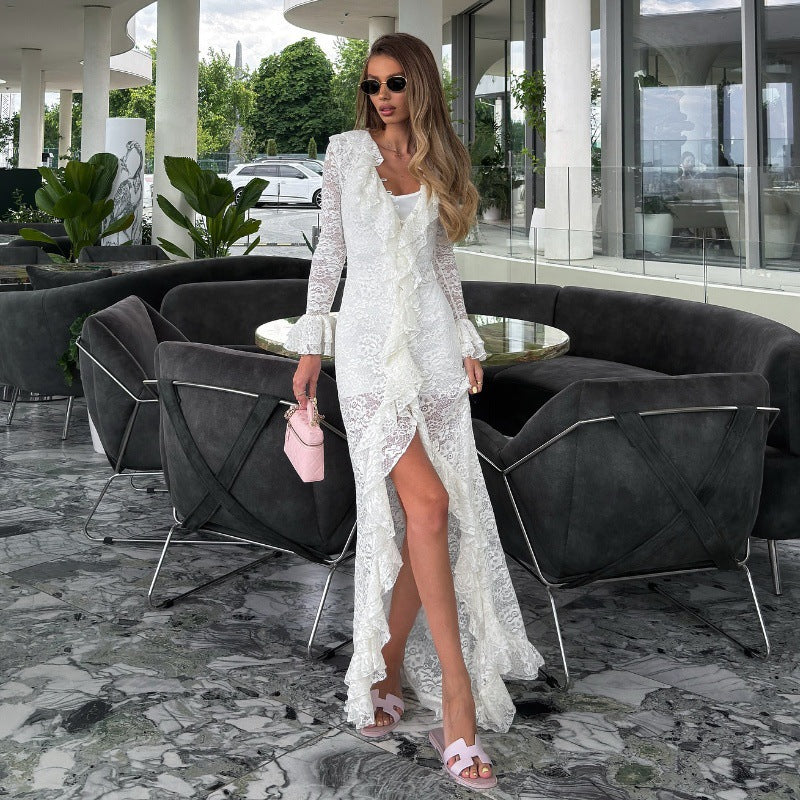 Damen Spitzenmaxikleid mit voluminösen Rüschendetails und seitlichem Schlitz Echo Archiv