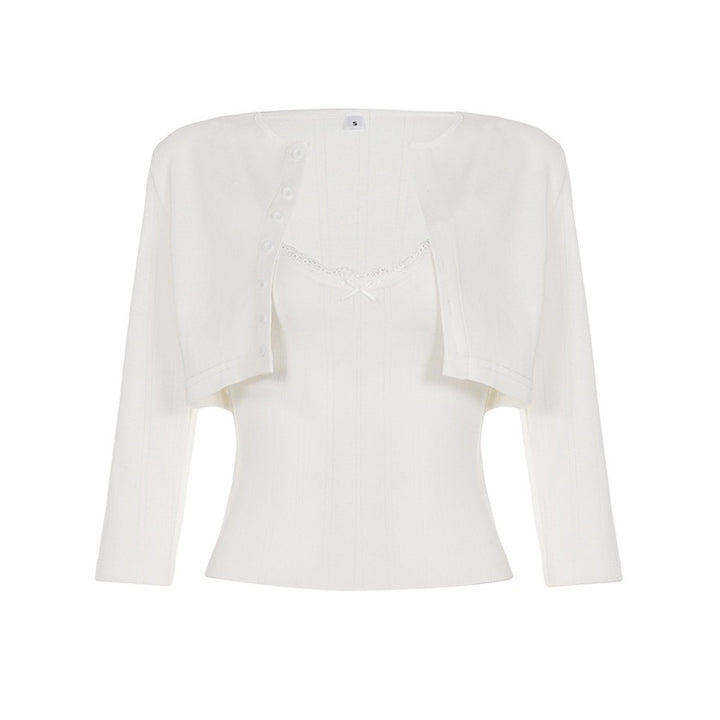 Damen Zweiteiliges Feines Bolero-Set mit Spitzen-Cami und Knopfleisten-Cardigan – Élanora