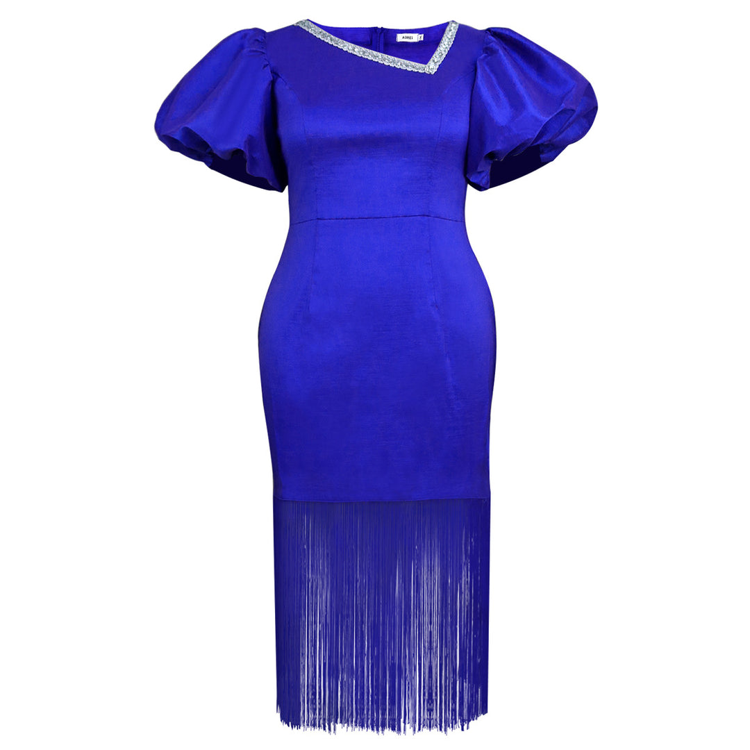 Damen Glamouröses Abendkleid mit voluminösen Puffärmeln und Fransen Saum Echo Archiv