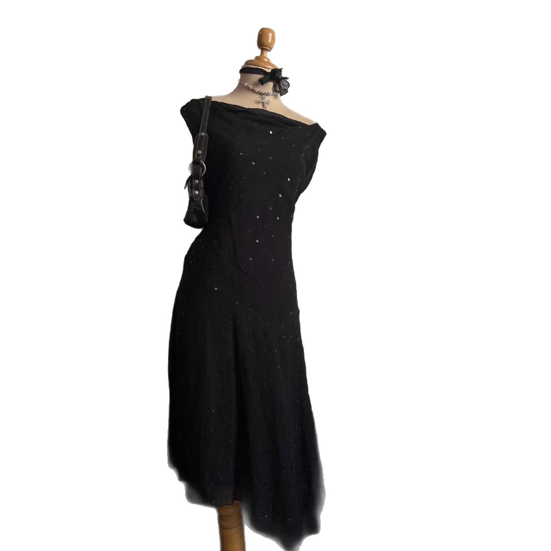 Damen Elegantes Abendkleid mit verführerischen Glitzerakzenten Echo Archiv