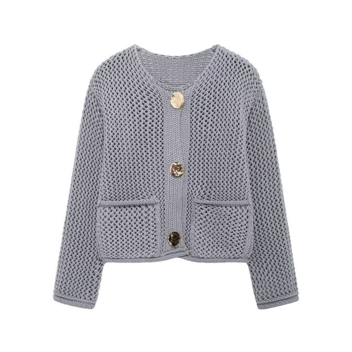 Damen Strickjacke mit offener Netz-Struktur, Zierknöpfen und aufgesetzten Taschen – Célinea