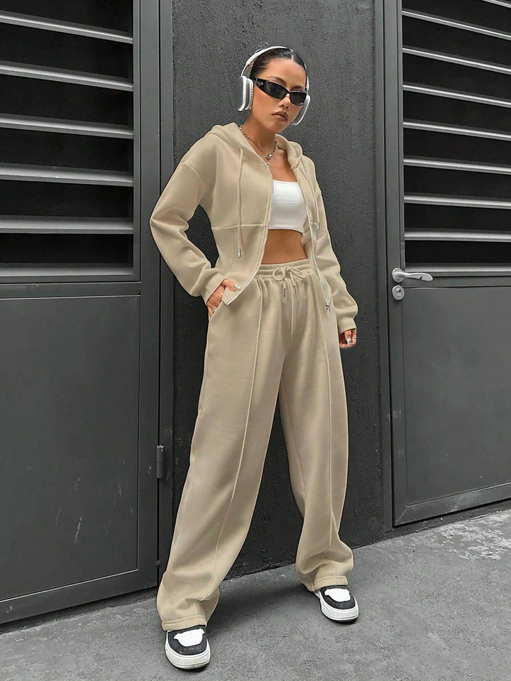 Damen Zip-Hoodie und weite Sweatpants Set mit taillierter Nahtführung Echo Archiv