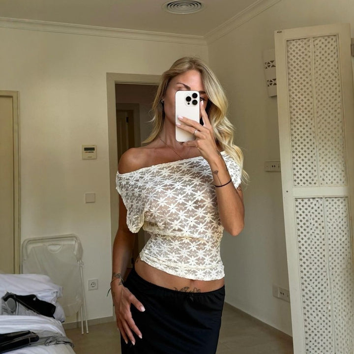Damen Off-Shoulder Spitzenoberteil mit floralem Design Echo Archiv