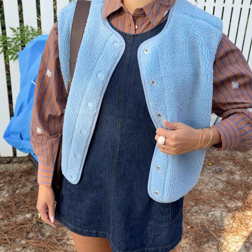Damen Gefütterte Teddy‑Fleece‑Weste mit Druckknöpfen und abgerundetem Saum Echoarchiv
