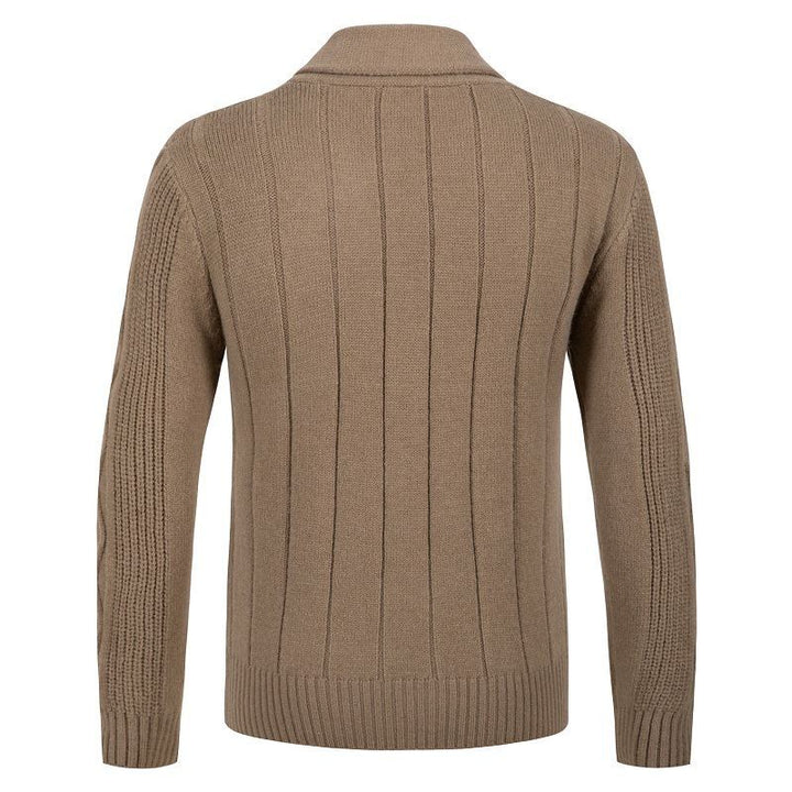 Herren Strickjacke mit modischem Zopfmuster und strukturierter Textur Echoarchiv