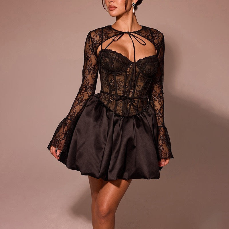 Damen Glamouröses Spitzenkleid mit Rüschenrock und eleganten Details Echo Archiv