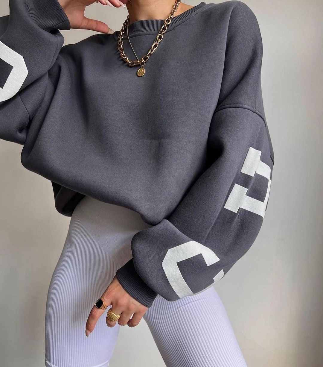 Damen Oversized Sweatshirt mit Blockprint-Ärmeln und weitem Drop-Shoulder-Schnitt Echoarchiv