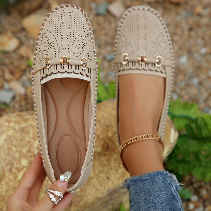 Damen  perforierte Mokassin-Loafer mit gepolstertem Komfortfußbett und dekorativem Metalldetail Echo Archiv