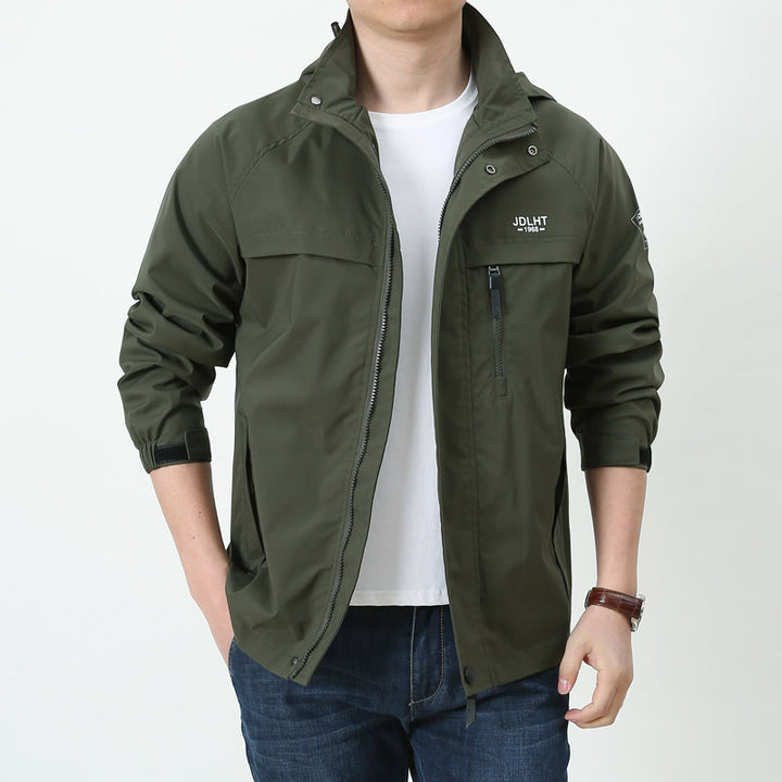 Herren Leichte Kapuzen‑Softshelljacke mit wasserabweisender Oberfläche und Reißverschluss‑Brusttasche – Taviero