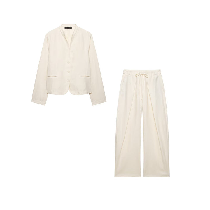 Damen Kurzblazer mit Stehkragen und weite Palazzo-Hose mit Kordelzug Echo Archiv