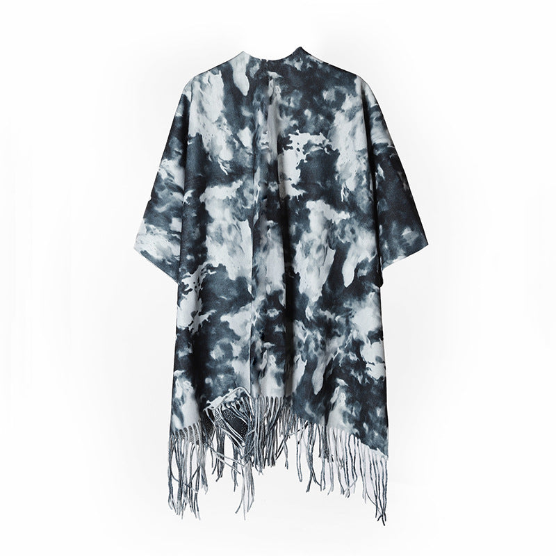 Damen Oversize-Poncho im Cloud-Print mit V‑Ausschnitt und langen Fransen Echo Archiv